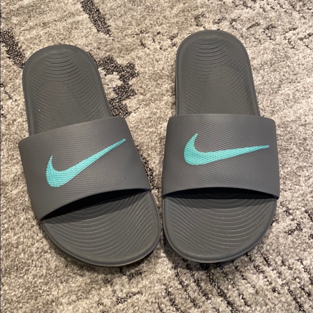 Nike slides